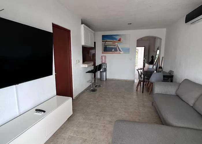 In Playacar Phase 2, 2 Bedrooms Appartement *